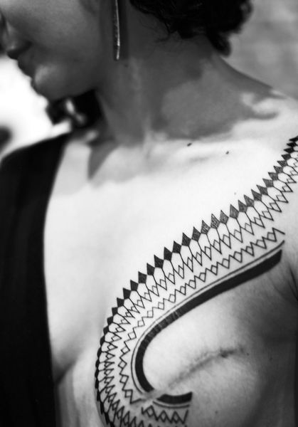Hogyan adott egy tetoválás szabadságot a mellrák túlélőjének, hogy tovább tudjon lépni?