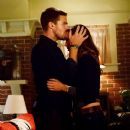 Stephen Amell i Katie Cassidy