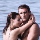 Sean Connery e Claudine Auger
